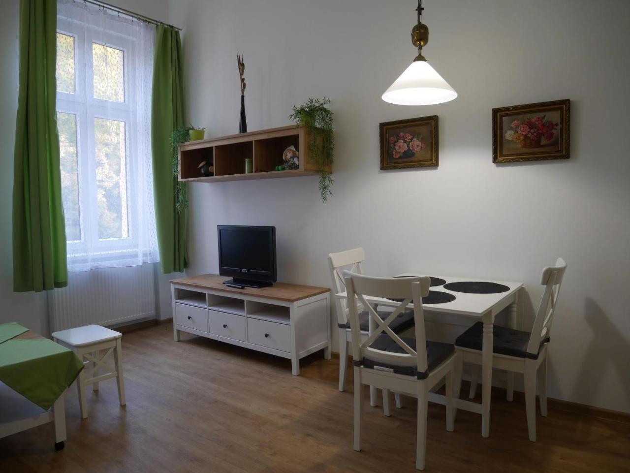 Appartement Moskevska 40 *